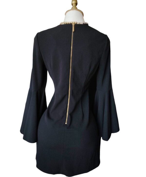 CK negro manga campana